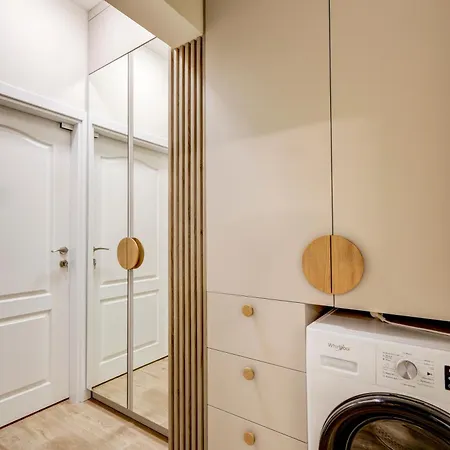 Premium Center By Apartmax