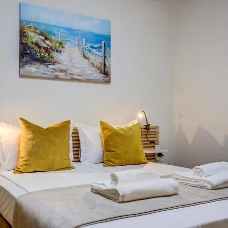 Premium Center By Apartmax