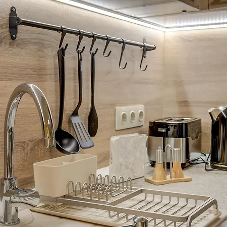 Premium Center By Apartmax *
