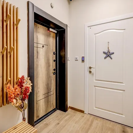 Premium Center By Apartmax *